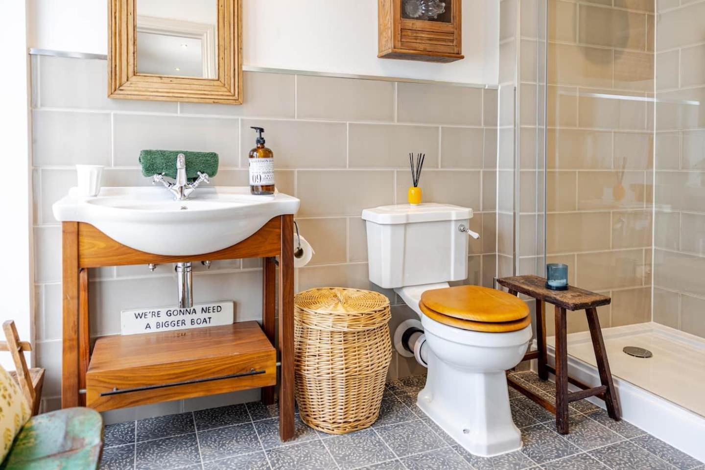 Granby Estate The Old Pool House Apartment Bradford-On-Avon ภายนอก รูปภาพ