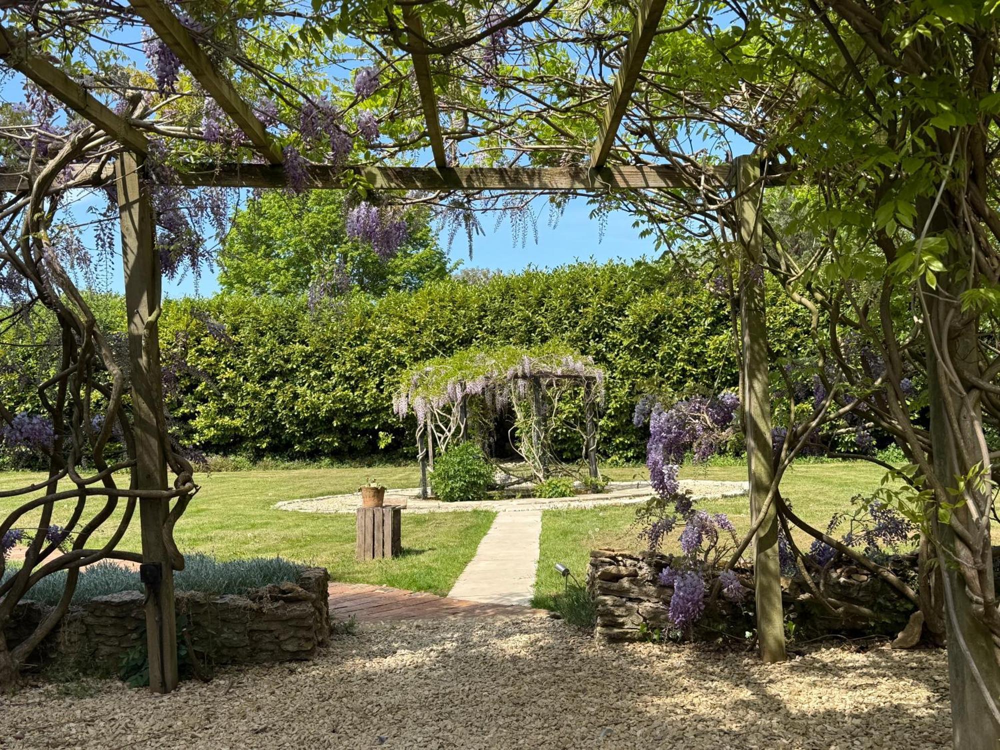 Granby Estate The Old Pool House Apartment Bradford-On-Avon ภายนอก รูปภาพ