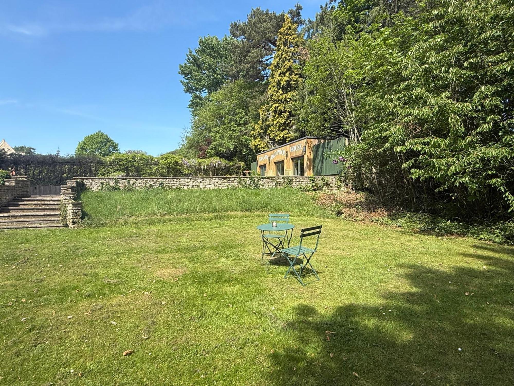 Granby Estate The Old Pool House Apartment Bradford-On-Avon ภายนอก รูปภาพ